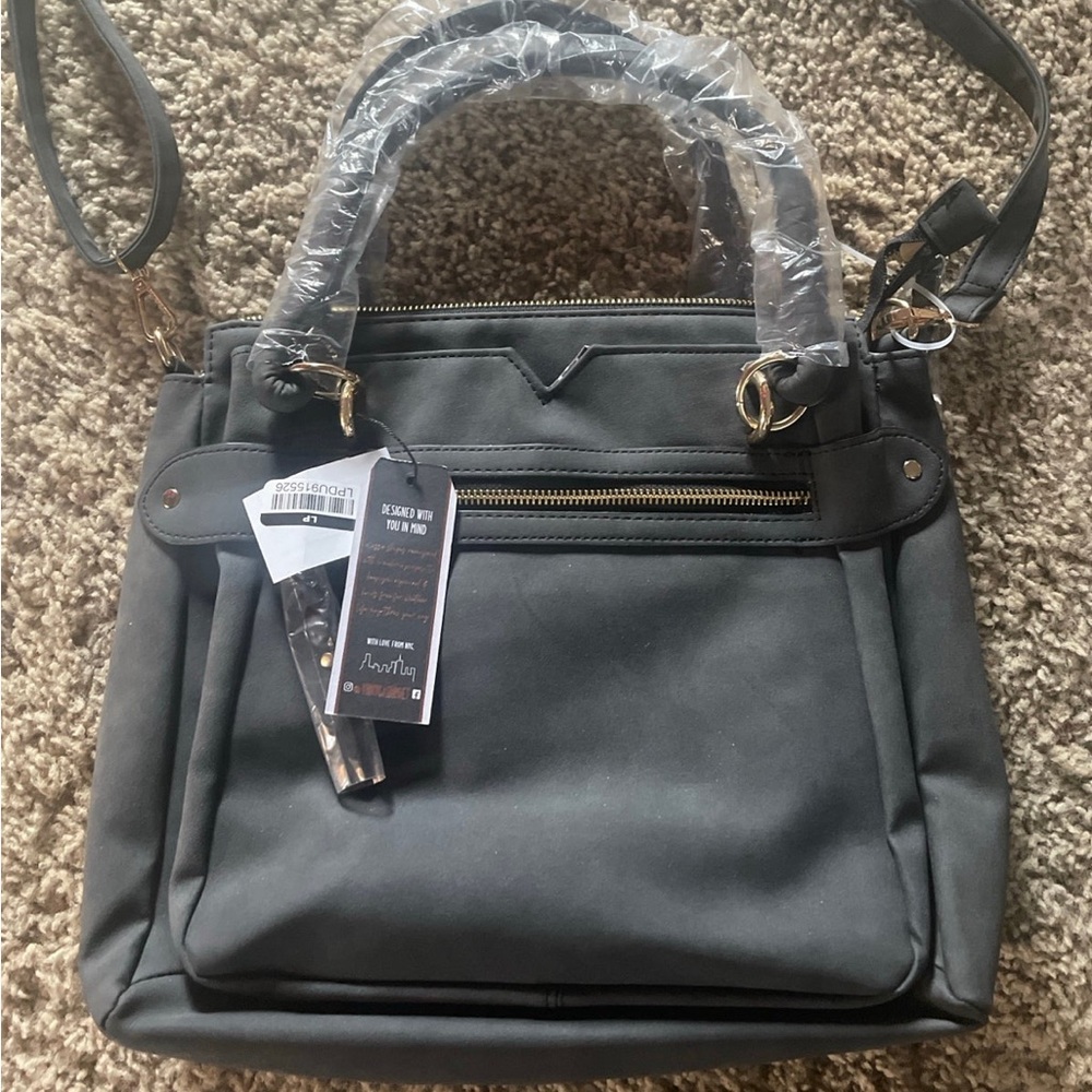 NWT Violet ray vr nyc purse